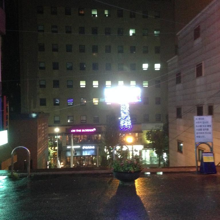 Itaewon Land Spa & Guesthouse Szöul Kültér fotó
